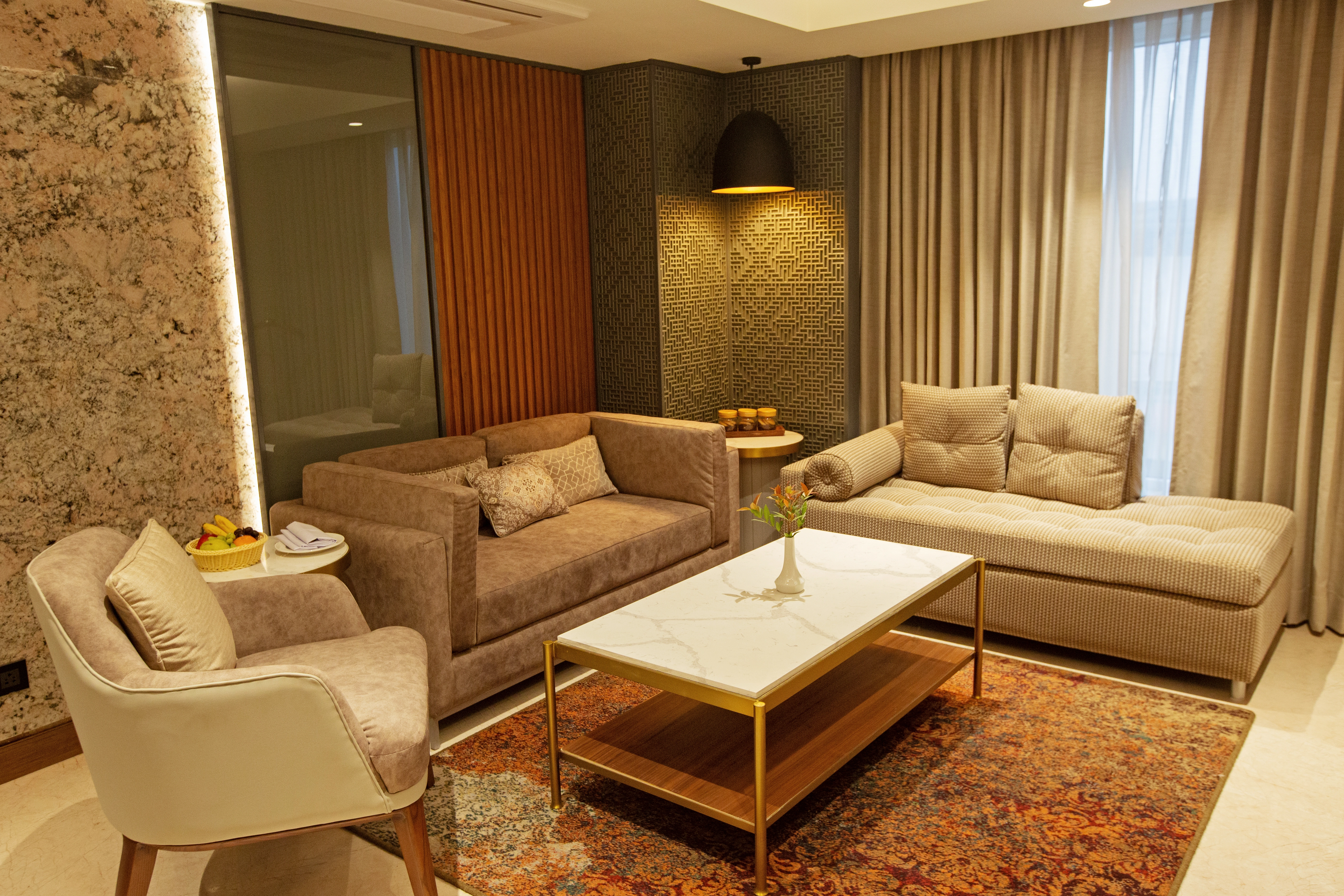 Luxury Hotel